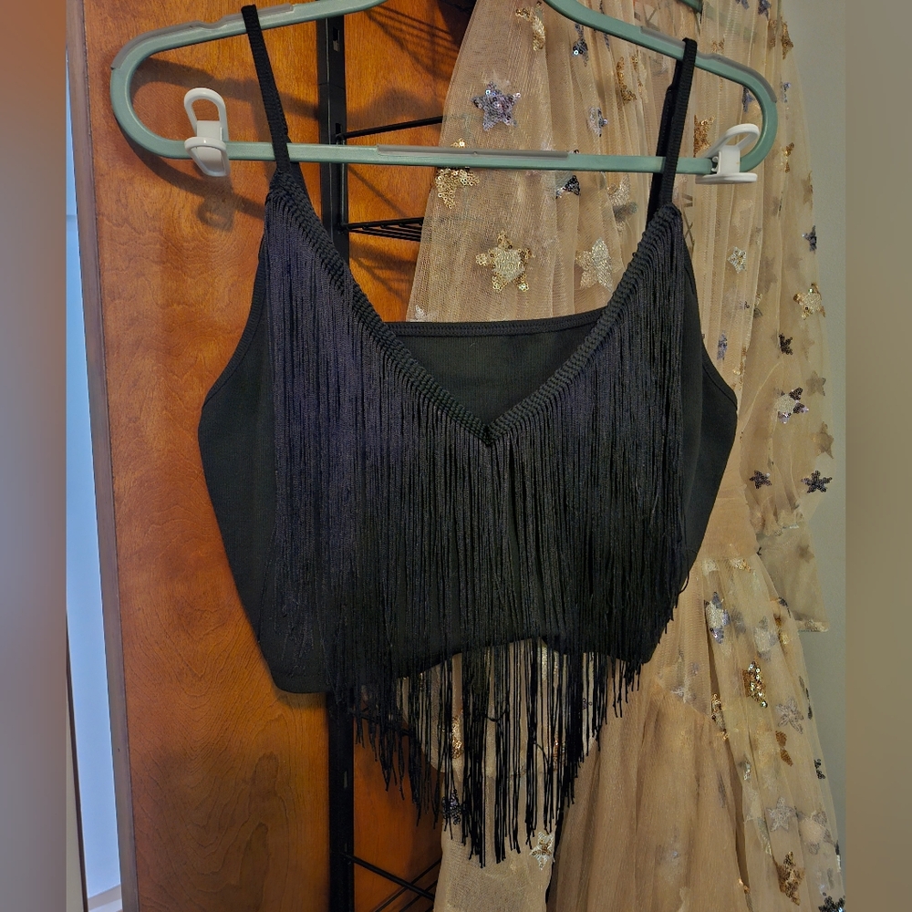 Fringe Tank